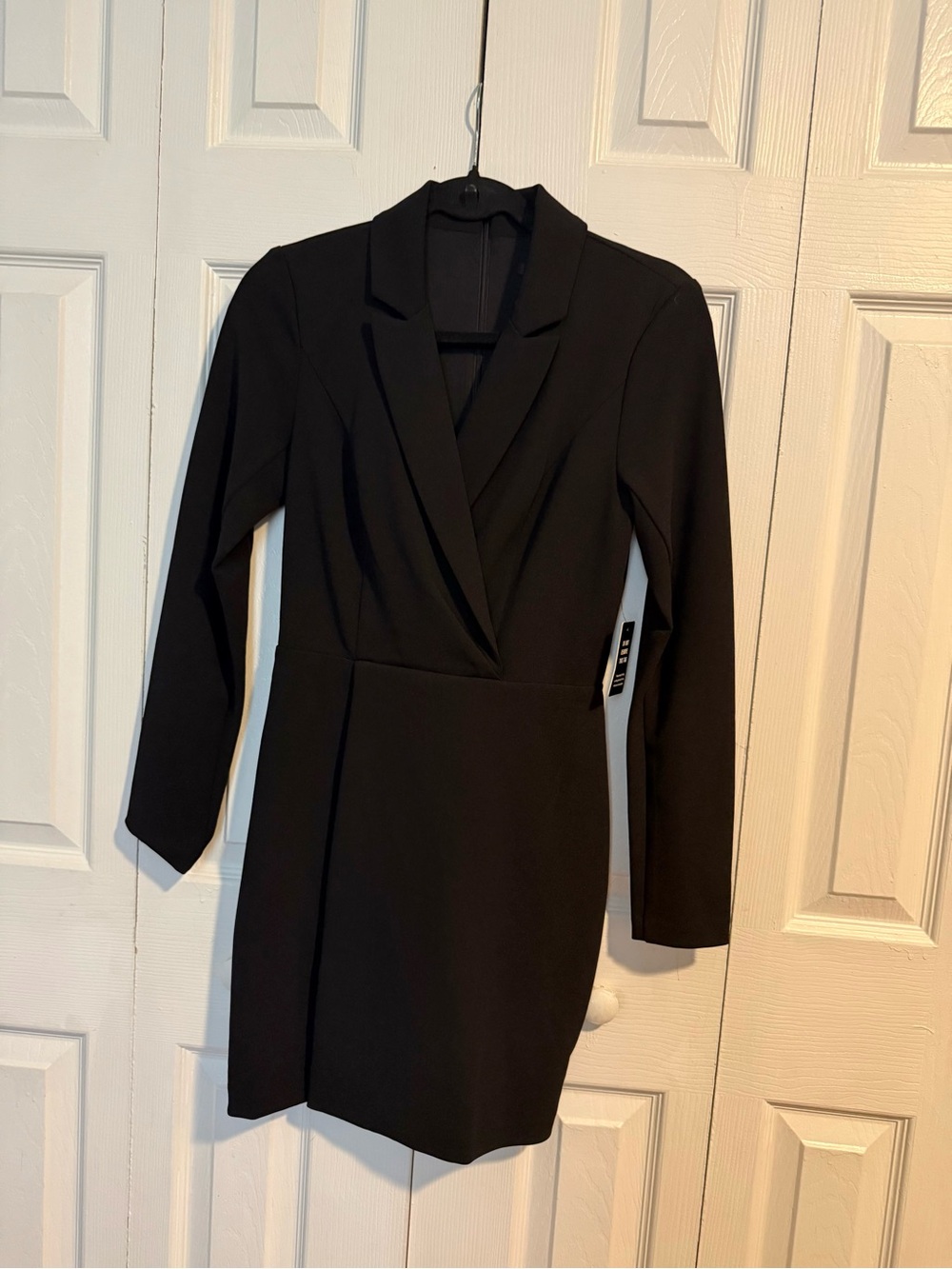 Express Black Long-Sleeve Blazer Dress